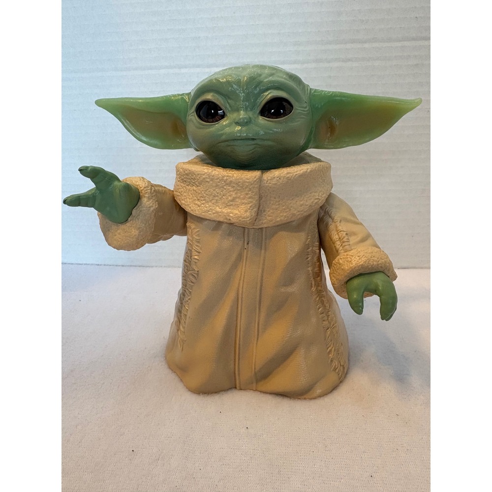 Star Wars The Mandalorian Grogu The Child Baby Yoda 6.5 inch Action Figure Toy